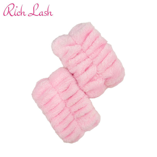 【Rich Lash】ふわもこリストバンド＜ベビーピンク＞ 1ペア 1